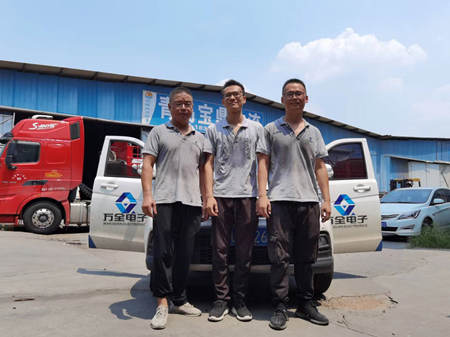 迎高溫、戰(zhàn)酷暑；揮汗如雨的安防工程施工現(xiàn)場