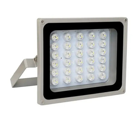 監(jiān)控攝像頭在夜間識別車牌時反光，應怎樣處理