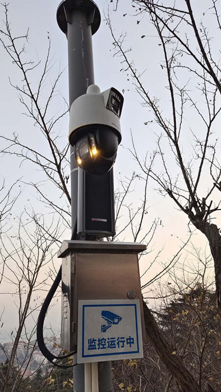 400萬(wàn)監(jiān)控?cái)z像頭、600萬(wàn)高清攝像頭、800萬(wàn)高清監(jiān)控?cái)z像頭，但監(jiān)控畫(huà)面模糊不清楚。