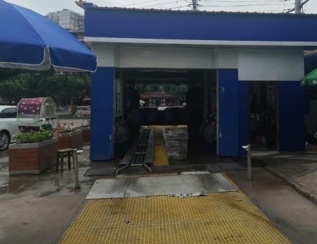 洗車場安裝AI視頻監(jiān)控，解決車牌識(shí)別和車流統(tǒng)計(jì)難題