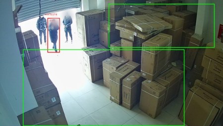 倉(cāng)庫(kù)安裝AI視頻監(jiān)控，及時(shí)預(yù)警通知保障安全