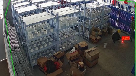 AI視頻監(jiān)控：倉(cāng)庫(kù)安全守護(hù)神，火焰識(shí)別技術(shù)守護(hù)每一刻